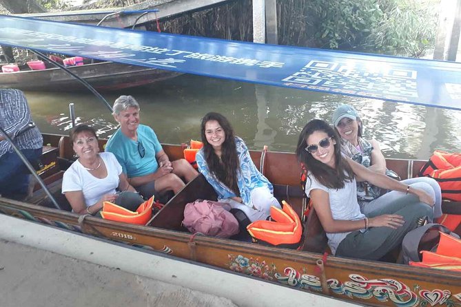 Private Tour: Floating Market and Maeklong Tour from Bangkok - Temples that slow the pace