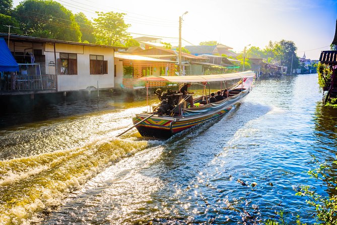 Private Tour: Floating Markets and Suan Sampran Day Trip from Bangkok - Leaving Bangkok early for Damnoen Saduak