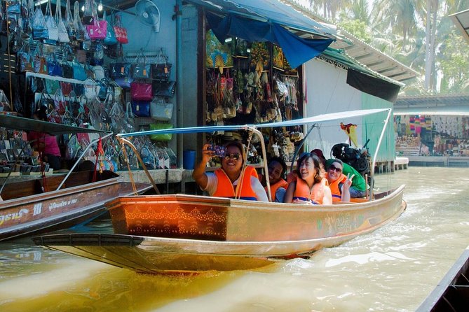 Private Tour from Bangkok: Railway and Floating Markets Tour - The family palm sugar plantation
