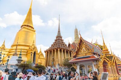 Private Tour: Half-day Grand Palace and Wat Arun by Boat