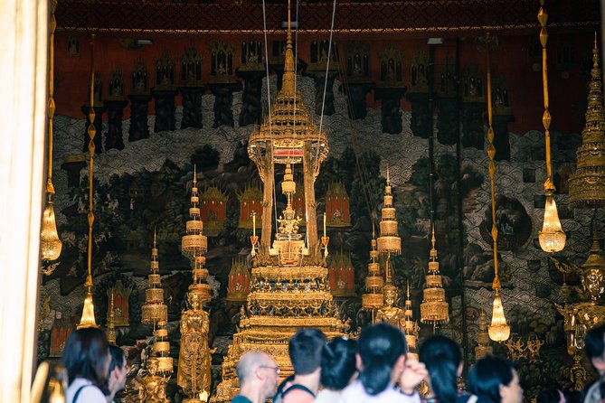 Private Tour: Half-day Grand Palace and Wat Arun by Boat - What the private guide adds