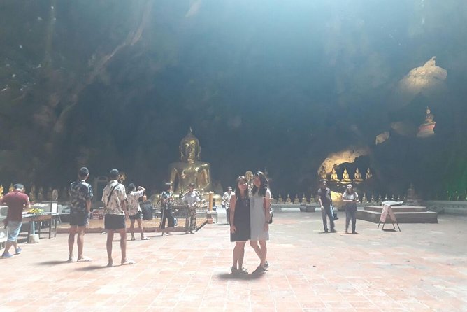 Private Tour: Hua Hin Day Tour from Bangkok - Lunch is included, but the restaurant is local and unspecified