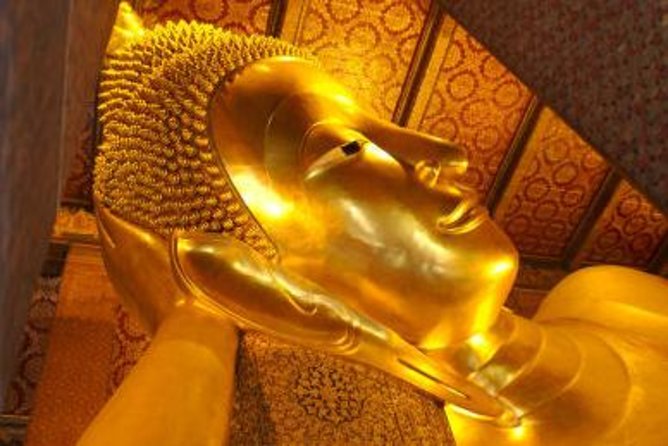 Private Tour of Bangkok's Temples Including Reclining Buddha (Wat Pho) - Passing through Chinatown and the flower market