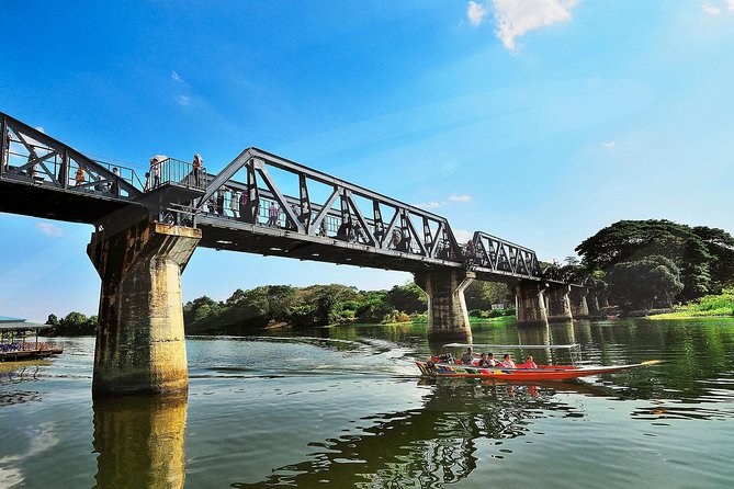 Private Tour: Thai–Burma Death Railway Bridge on the River Kwai from Bangkok - Lunch after the train ride