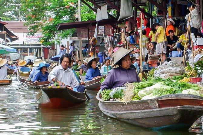 Private Tour to Damnoen Saduak Floating Market from Bangkok - What your private guide adds