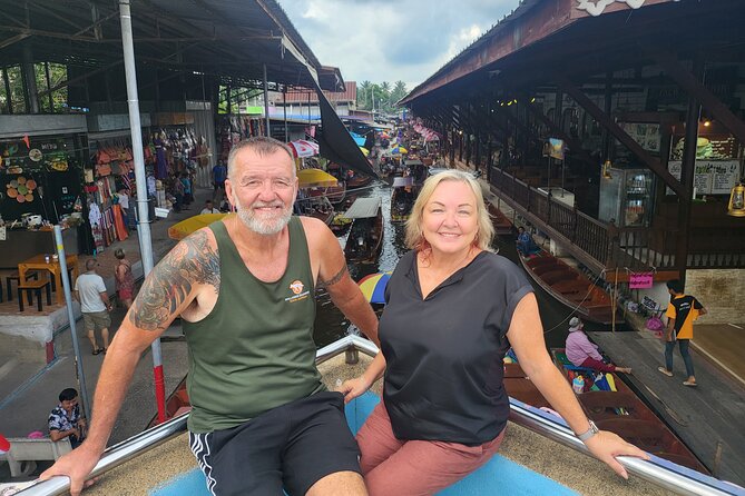Private Tour to Maeklong Railway Market and Floating Market - What private touring adds at $125 per person