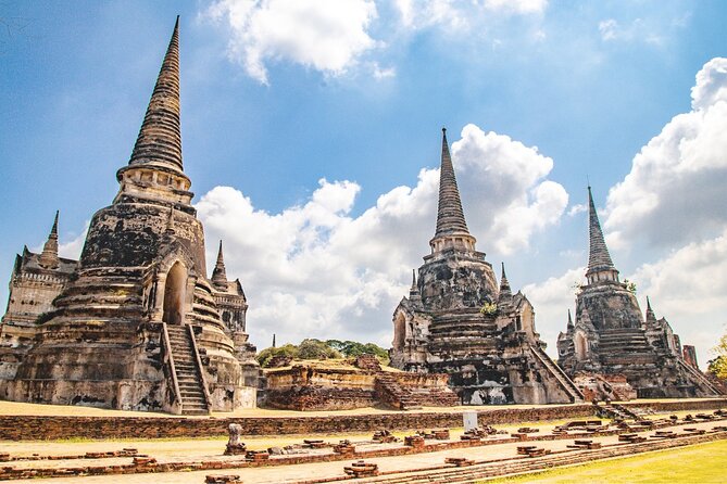 Private Tour to Railway Market, Floating Market And Ayutthaya - Damnoen Saduak by canal boat