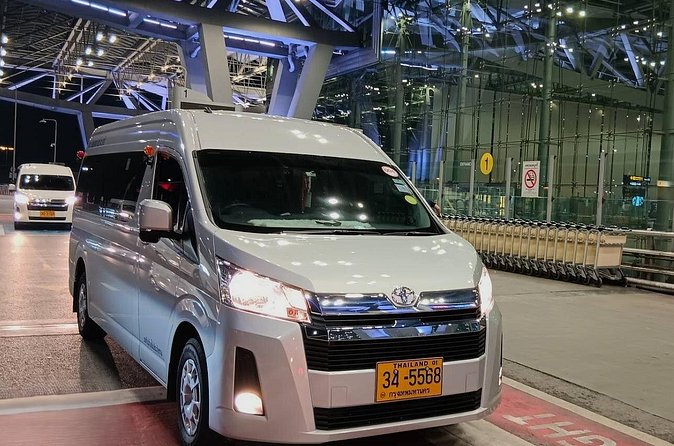 Private Transfer from Hotel to Bangkok Airport incl. tollway - Price and value for groups