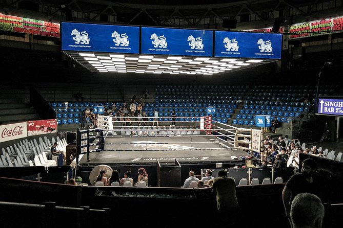 Rajadamnern Stadium: The Real Muay Thai Boxing Experience - The culture around the ring