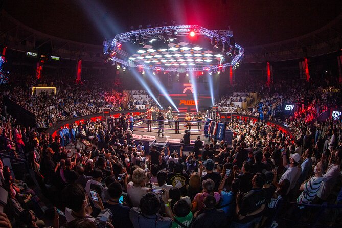 Rajadamnern Thai Boxing Stadium Bangkok Pass - Ringside seats or a seat among local fans