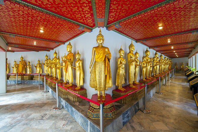 Reclining Buddha Wat Pho and Museum of Siam Tour from Bangkok - Inside Wat Pho and the Reclining Buddha