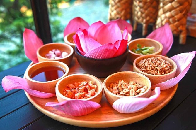 Red Lotus garden market with Thai culture halfday tour - Ten drone photos and the Thai costume option