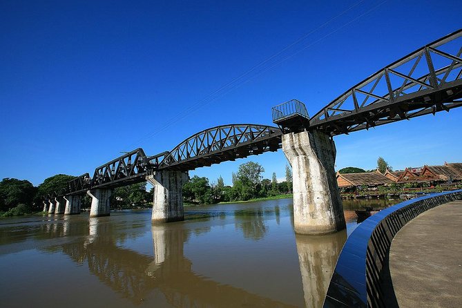 River Kwai Bridge and Floating Market Full-Day Combo - Group size, boat access, and the practical details