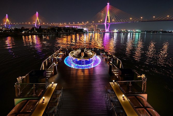 Saffron: A Luxurious Dinner Voyage on the River of Kings - Why this river cruise works so well at night