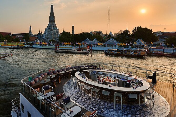 Saffron: A Luxurious Dinner Voyage on the River of Kings - Phra Sumen Fort and the northern turn