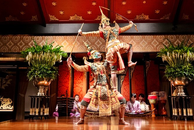 Sala Rim Naam Dinner and Show at Mandarin Oriental in Bangkok - The one-hour show: dance, folklore, and mock battles