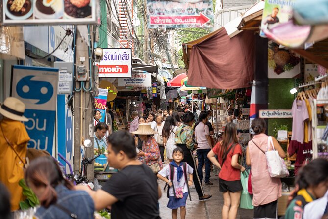 See Bangkok your way with a Personal Private Tour Guide - What the guides add to the day