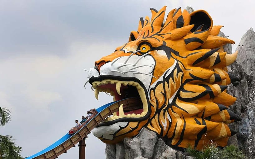 Siam Amazing Park Entry Ticket with Buffet Lunch (NON THAI) - A practical day plan from 10:00 AM to 6:00 PM