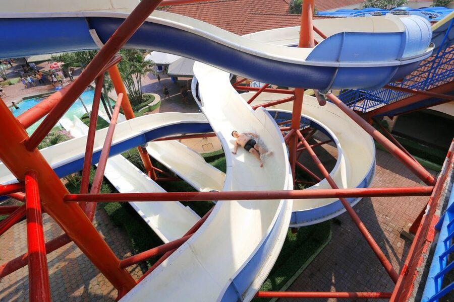 Siam Amazing Park: Water Park Ticket and Buffet Lunch - Getting your ticket and checking the rules