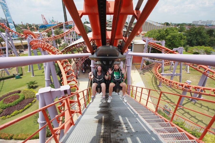 Siam Amazing Park: Water Park Ticket and Buffet Lunch - Buffet lunch: useful, filling, and not the main event