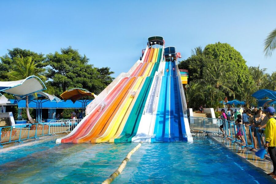 Siam Amazing Park: Water Park Ticket and Buffet Lunch - How much value do you get for $24?