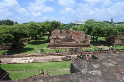 Small Group Tour to Ayutthaya Temples from Bangkok with Lunch