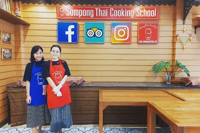 Sompong Thai Cooking School in Bangkok - Weather, cancellations, and planning details