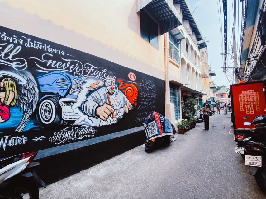 Talat Noi I A Journey Through Art and Culture l Bangkok - Talat Noi Museum and the river view