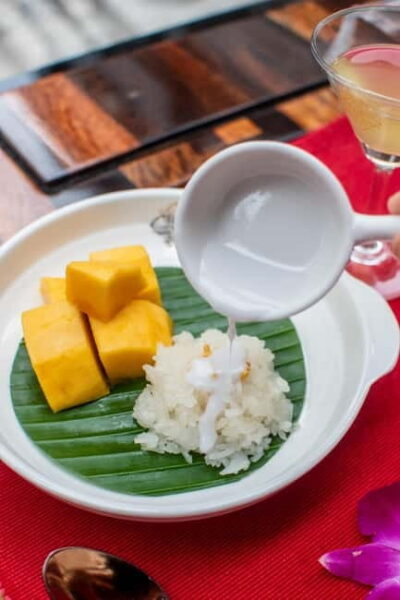 Thai Bus Food Tour Experience in Bangkok