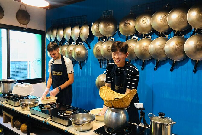Thai cooking class experience in Bangkok with Tingly Thai cooking school - A hands-on kitchen with room for questions