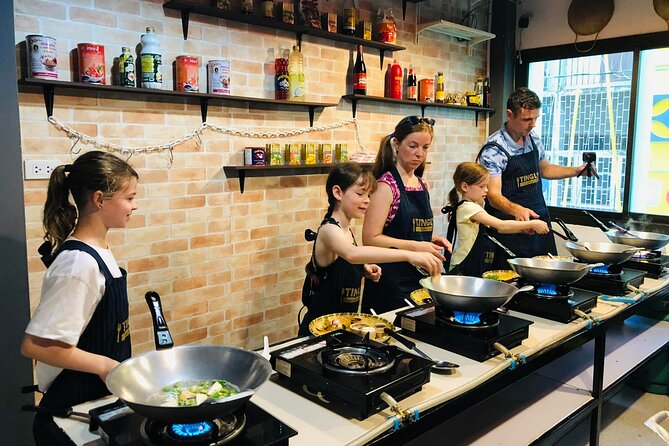 Thai cooking class experience in Bangkok with Tingly Thai cooking school - Come hungry, but do not plan a quick meal