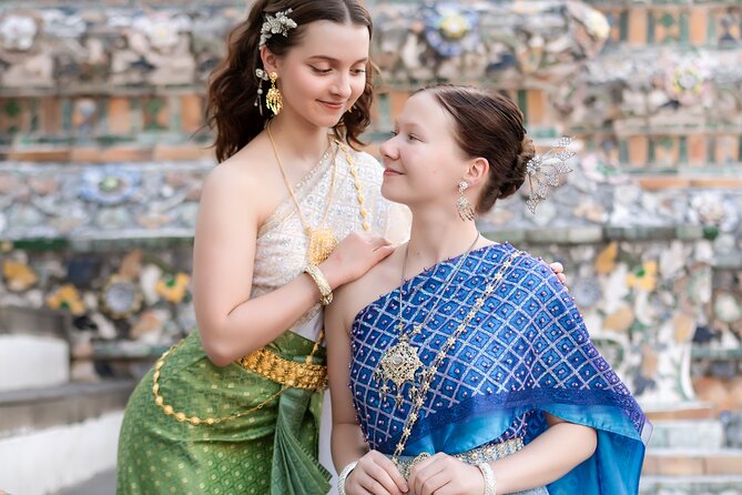 Thai Costume Photography at Wat Arun/Pho Temple: Bangkok - Cost, extras, and real value