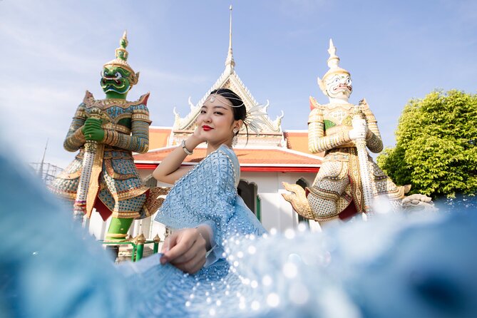 Thai Costume Photography at Wat Arun/Pho Temple: Bangkok - The strongest advantages