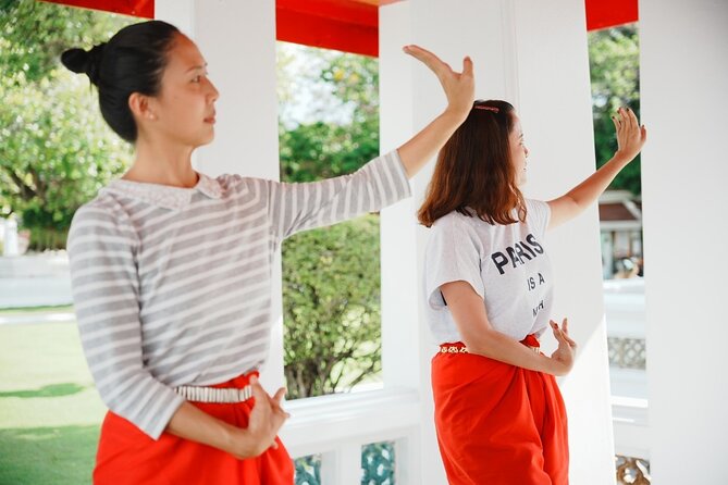 Thai Dance Class at Wat Arun - Is $71.39 a fair price?