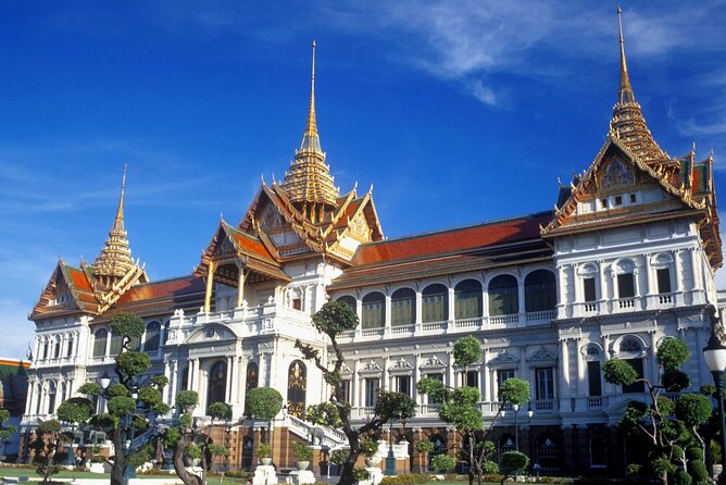 Thai PRIVATE Tour Guide - Khlong Bang Luang Artist House and canal life