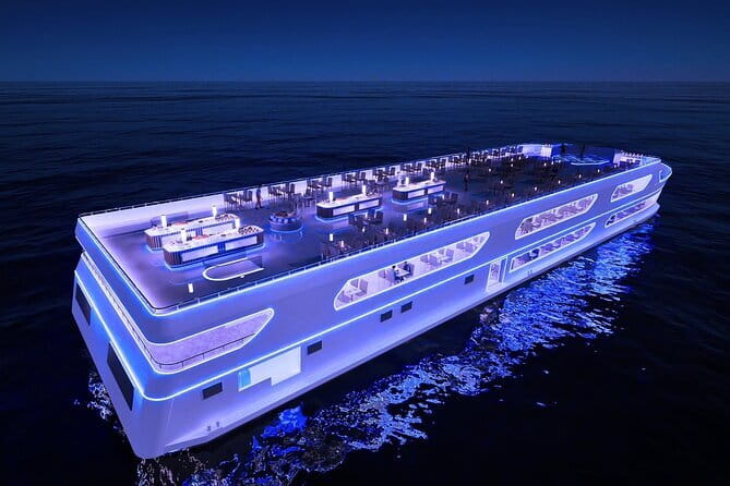The Luxury White Cruise Experience - Bangkok’s illuminated river sights