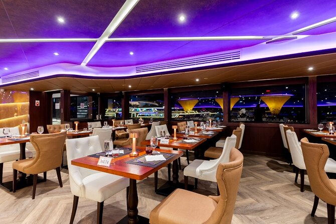The Opulence Dinner Cruise from Iconsiam Bangkok - What is on the international and Thai buffet