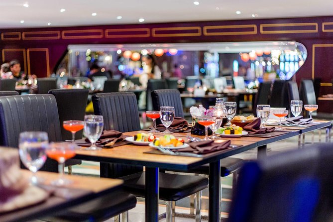 The White Orchid: Chao Phraya Dinner Cruise Experience - The buffet: useful variety, uneven execution
