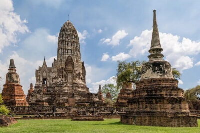 Three Temple Ayutthaya Tour with Scenic Boat Ride