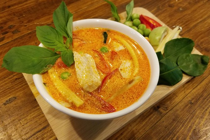 Tingly Thai Cooking School Afternoon Class - Why making curry paste matters