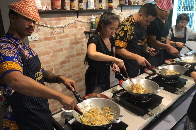 Tingly Thai Cooking School Evening Class - Is $40.76 good value for Bangkok?