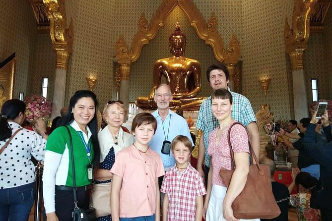 Top 3 Must-see Temples in Bangkok Private Tour [Optional Luxury] - The guide can make or break the experience