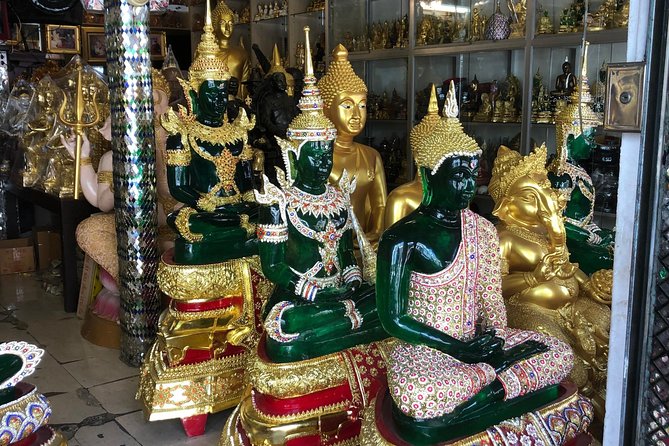 Top Highlight Bangkok Sights. Walking tour with Fun Local Guide! - Wat Traimit and Bangkok’s Chinese beginnings