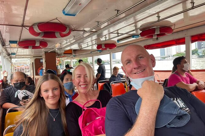 Tuk-tuk tour Bangkok by Night with Chinatown meal and hotel transfers - The Giant Swing and Bangkok’s old center