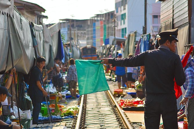 Unique Bangkok Markets: Train Market & Floating Market Adventure - Damnoen Saduak by longtail boat