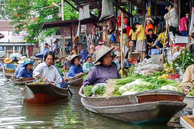Unique Bangkok Markets: Train Market & Floating Market Adventure - Maeklong Railway Market and the moving train