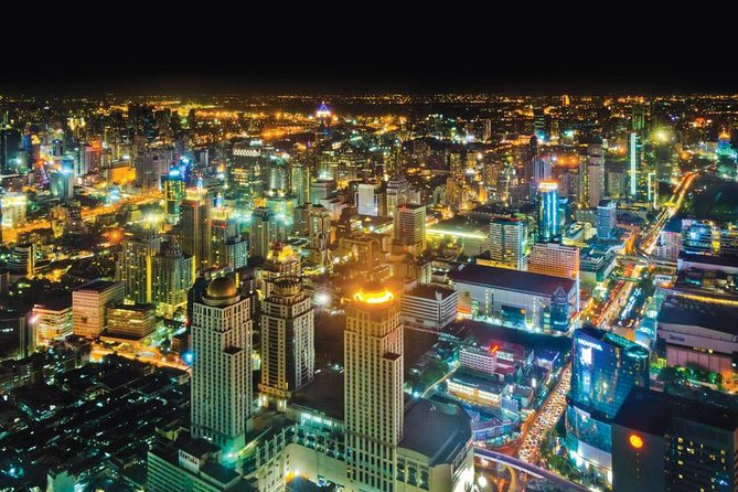 Vertigo TOO Sky Bar: Unlimited Drinks & Spectacular Views - Light Appetizers Make the Price Easier to Swallow