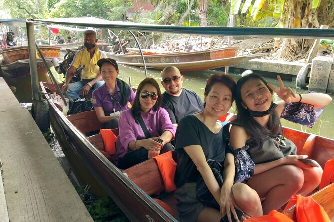 Wheelchair & Luxury Tour to Floating & Railway Markets - Why Mae Klong Railway Market deserves the early start