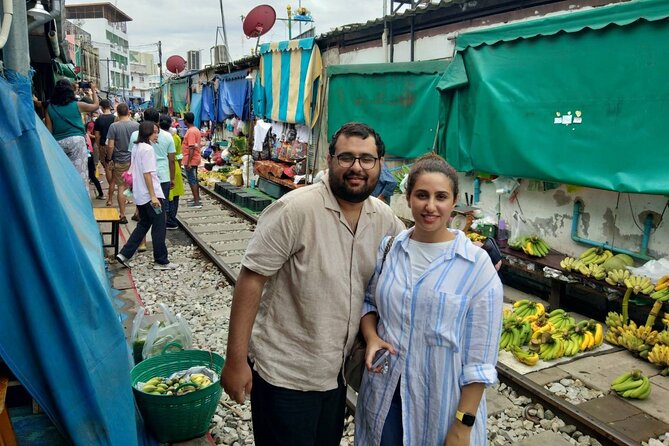 Wheelchair & Luxury Tour to Floating & Railway Markets - Wheelchair planning: useful help, not a full accessibility guarantee