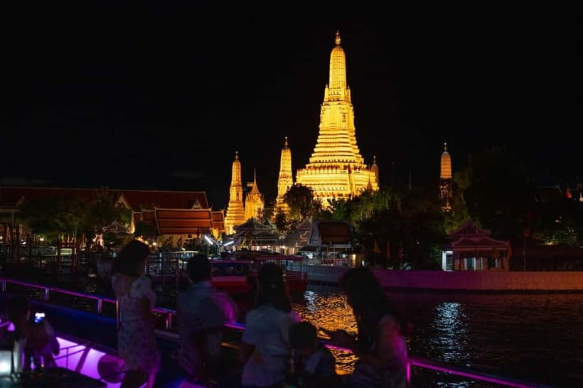 Wonderful Pearl Cruise with Private Hotel Transfer - Live music and the mood on board